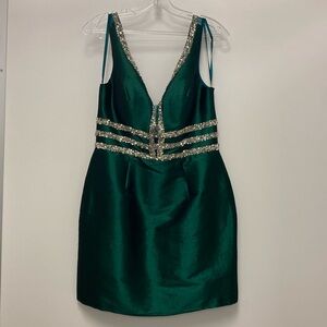 Green short dress
